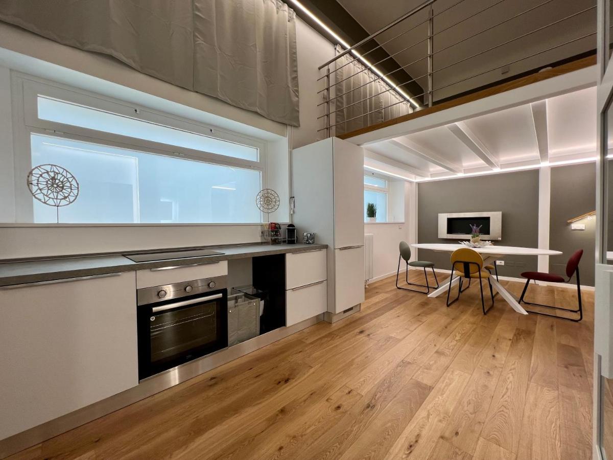 Central Luxe Haven Lejlighed Milano Eksteriør billede